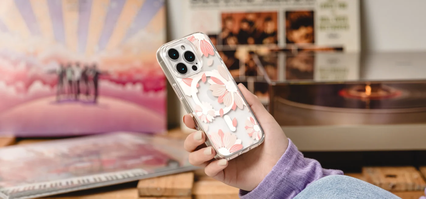 Ốp Lưng SwitchEasy iPhone 16 Series Style M Pattern - Flower