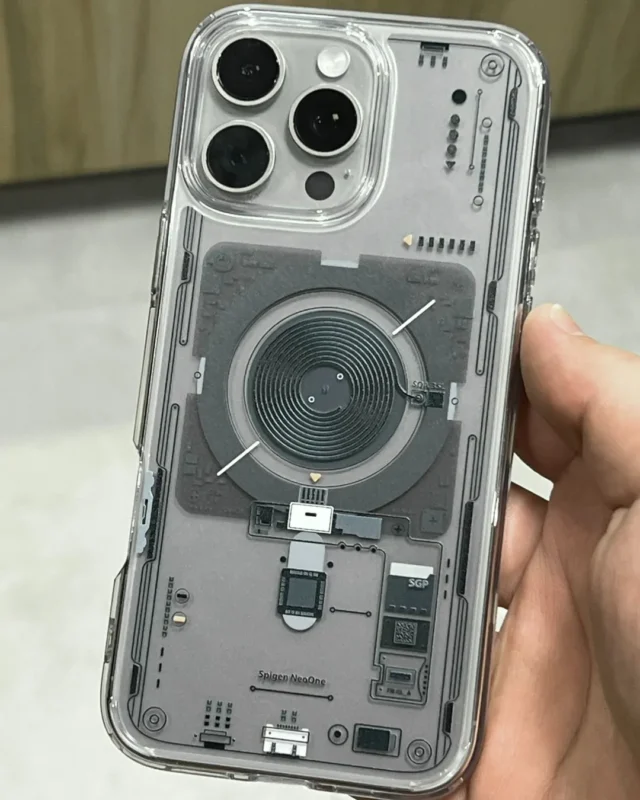 Spigen Ultra Hybrid Neo One MagFit