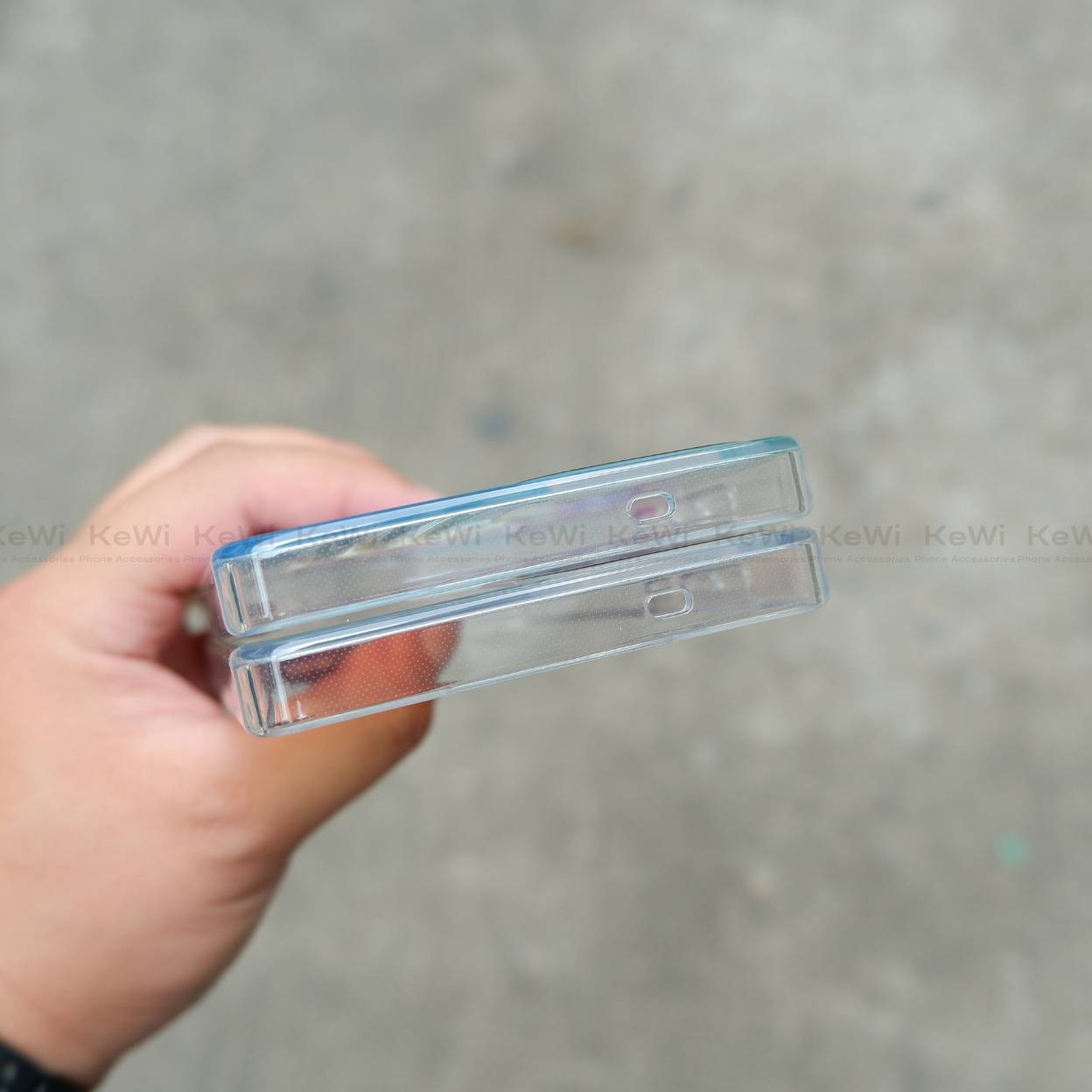 Ốp lưng Dux Ducis Zest Series cho Samsung Galaxy S25 Ultra hỗ trợ sạc MagSafe, thiết kế chuyển màu gradient, chống sốc và chống ố vàng