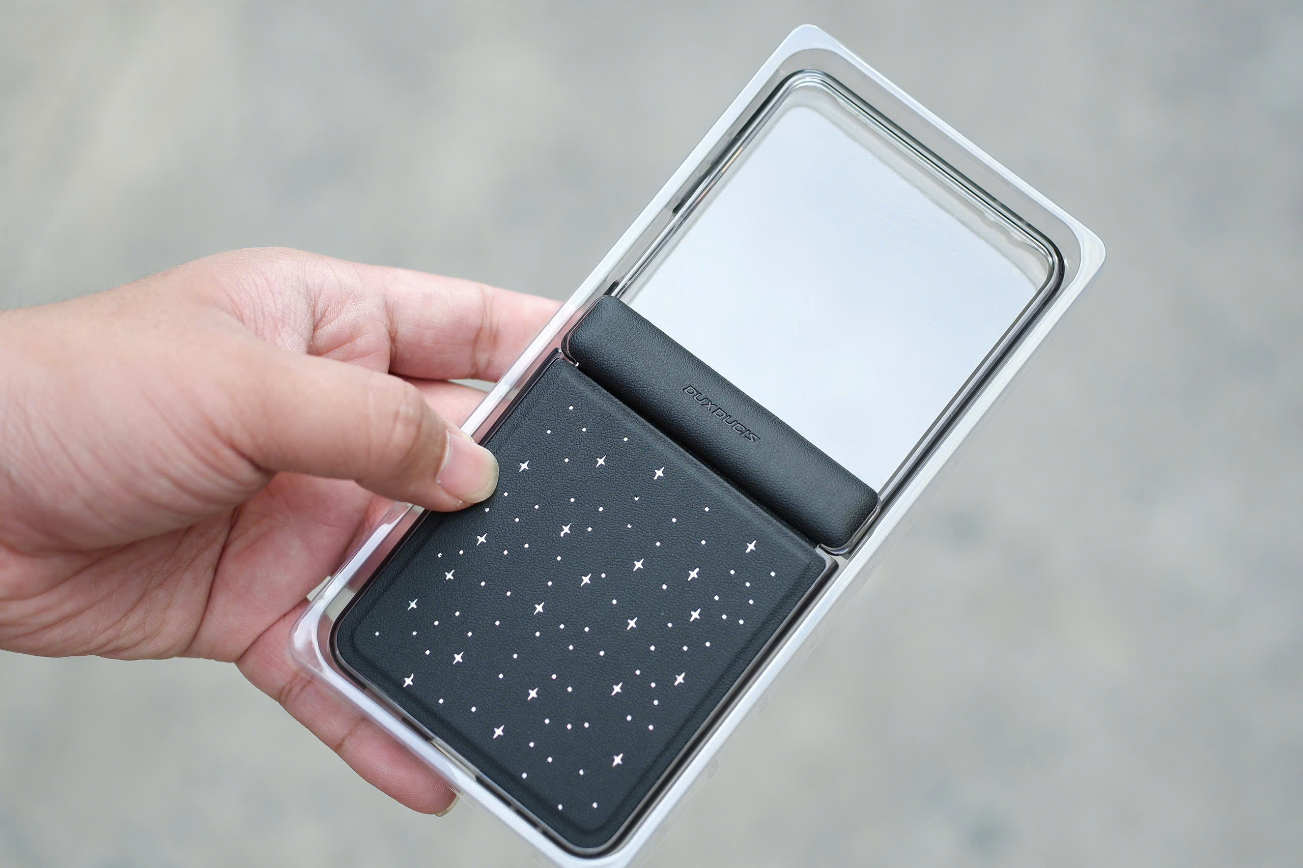 Ốp lưng Samsung Z Flip7 Dux Ducis STEX da PU ánh sao từ tính