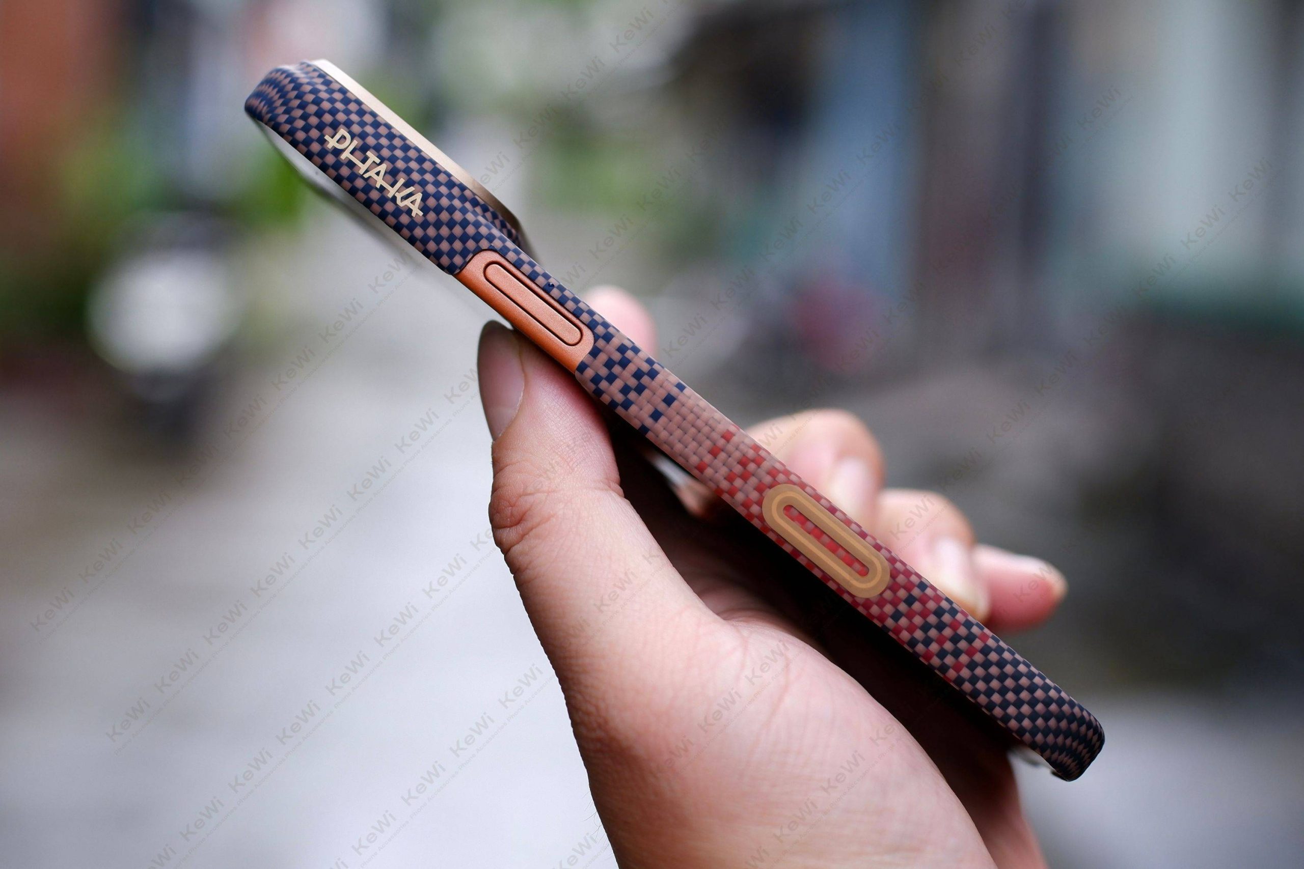 Ốp Lưng Pitaka iPhone 17 Pro Ultra Slim with PitaTap, sợi aramid siêu mỏng 1mm, nhẹ 22g, hỗ trợ Magnetic, Camera Control
