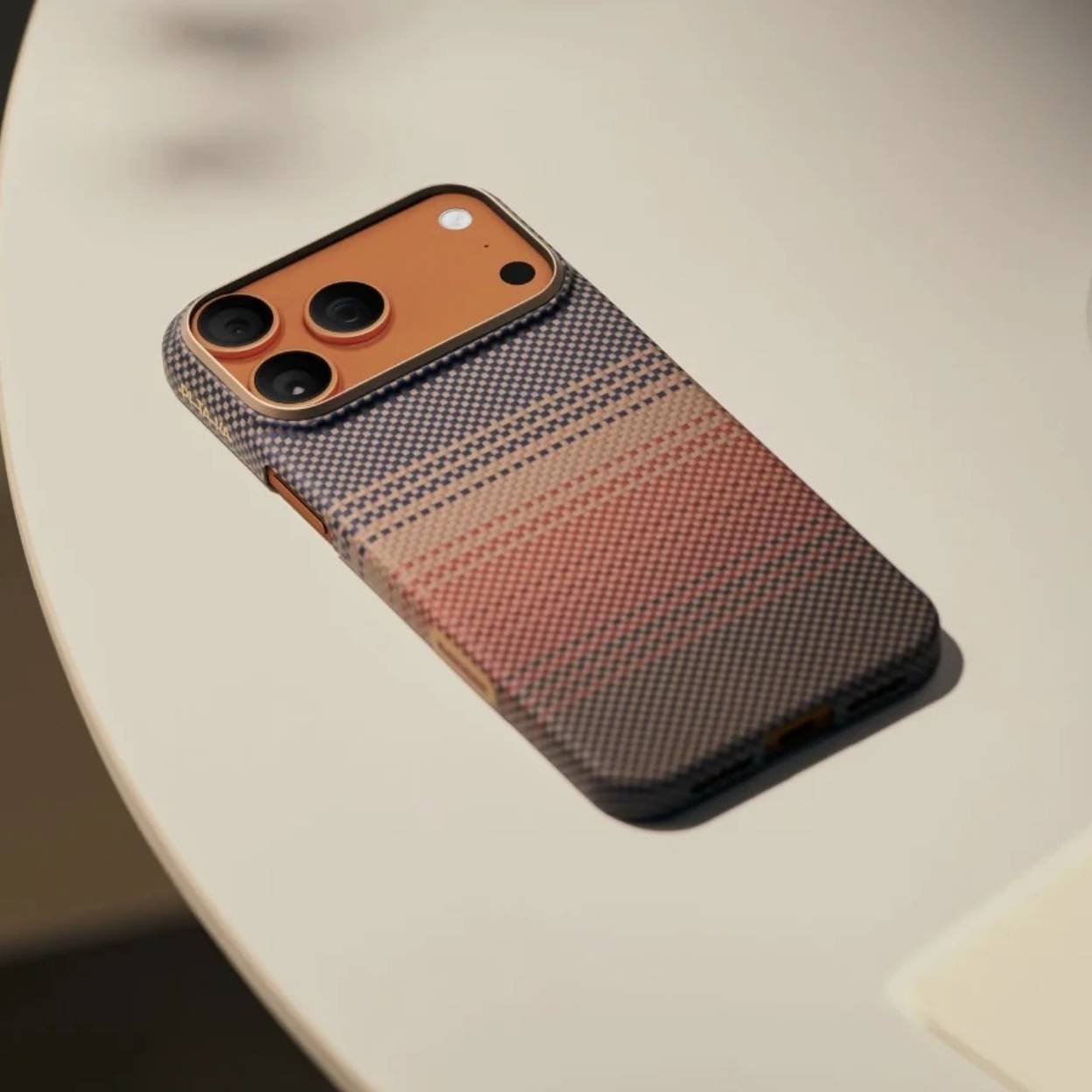 Ốp Lưng Pitaka iPhone 17 Pro Ultra Slim with PitaTap, sợi aramid siêu mỏng 1mm, nhẹ 22g, hỗ trợ Magnetic, Camera Control