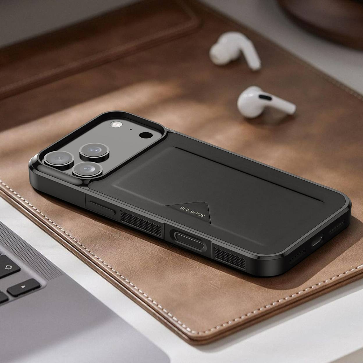 Ốp lưng Dux Ducis Pocard iPhone 17 kiêm ví thẻ
