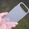Ốp lưng SwitchEasy 0.35mm cho iPhone 17 series, mờ chống vân, viền bảo vệ camera, hỗ trợ MagSafe