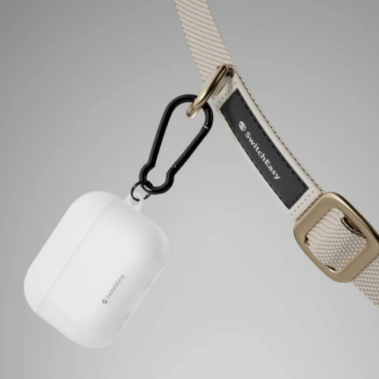 Ốp nhám mờ SwitchEasy Glaze Case cho AirPods Pro 3 kèm móc khóa kim loại