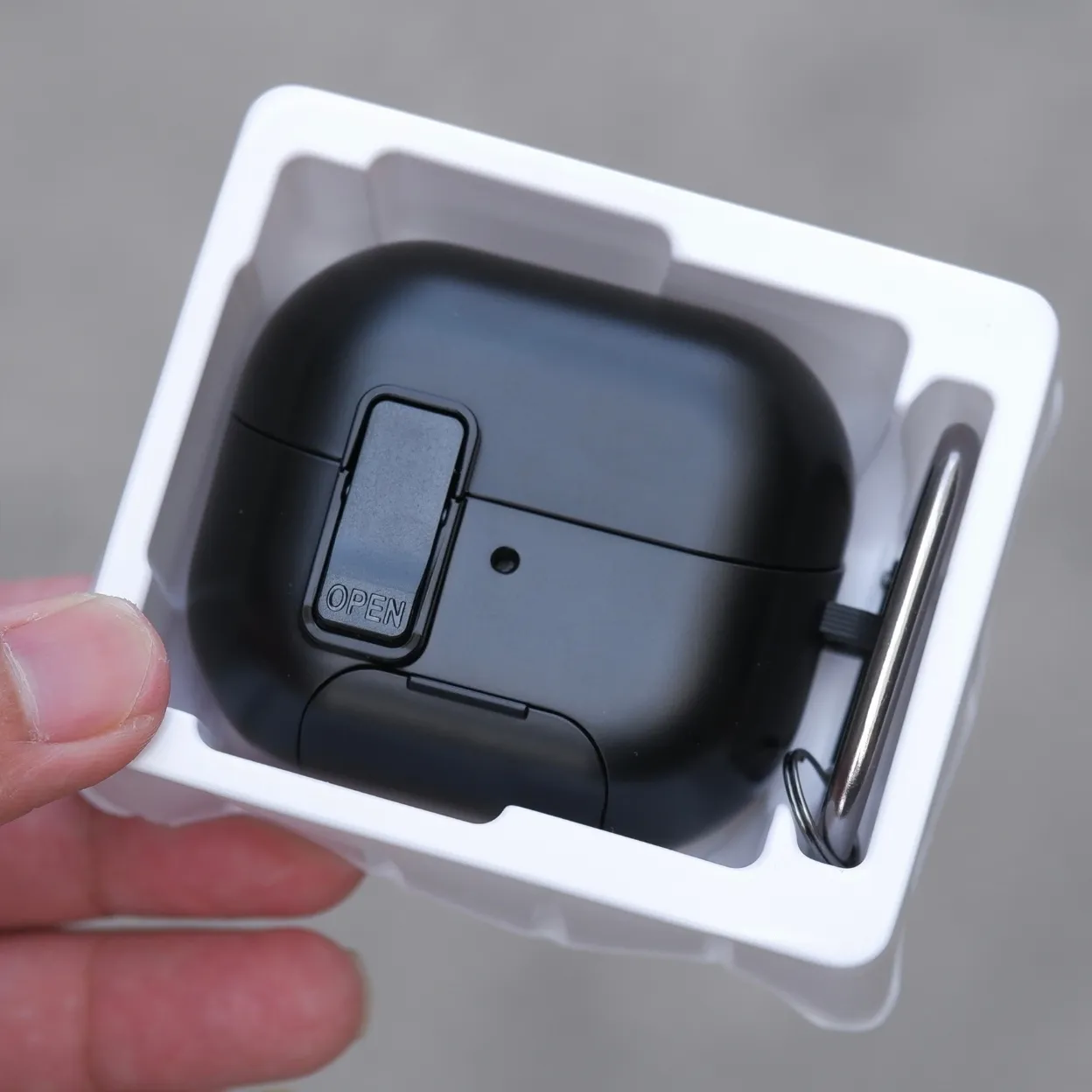 Ốp case chống sốc Dux Ducis SECQ cho Samsung Galaxy Buds 3 và Buds 3 Pro, khóa an toàn chống rơi nắp, hỗ trợ sạc Magnetic
