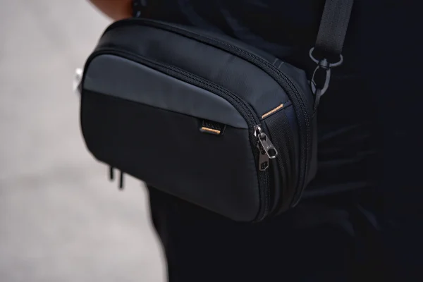 Túi đựng phụ kiện Inateck Travel Electronic Accessory Bag AB03010 mở phẳng 180 độ