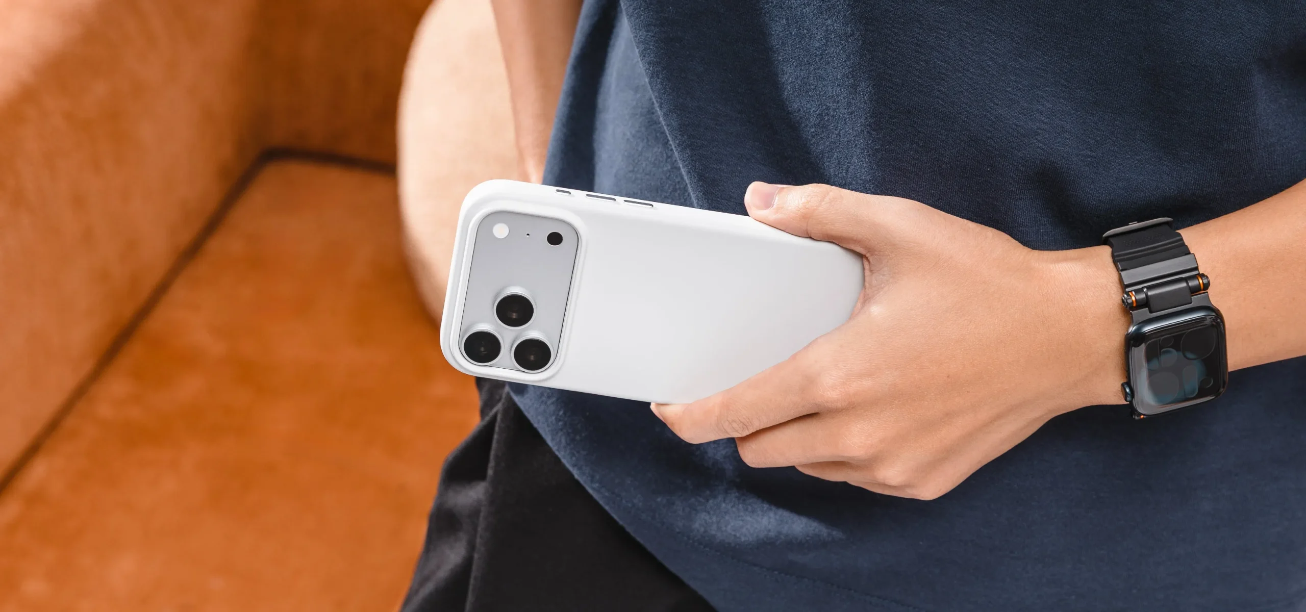 Ốp lưng silicone magnetic SwitchEasy Touch M cho iPhone