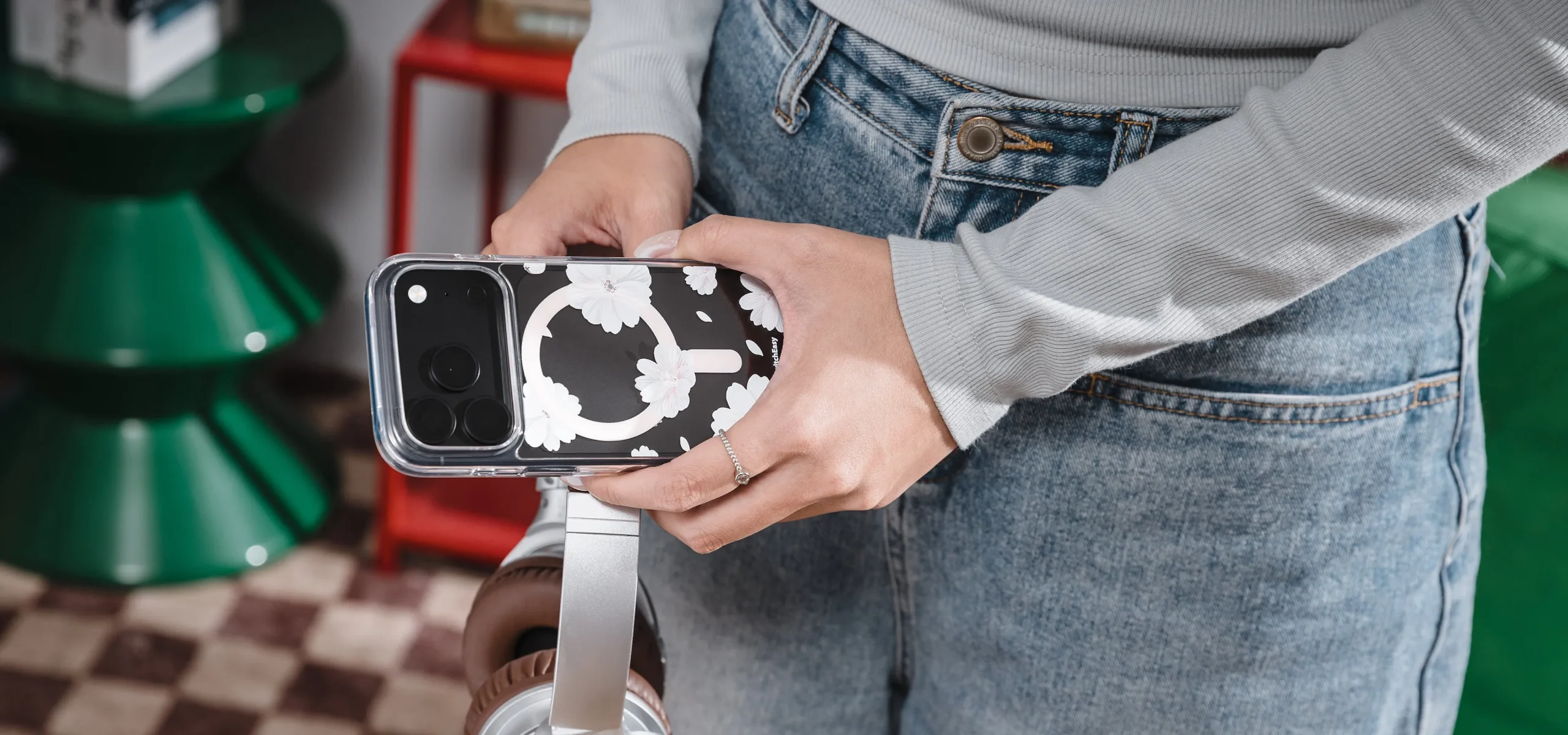 Ốp lưng SwitchEasy Style M Magnetic họa tiết cho iPhone 18 Pro Max / 18 Pro